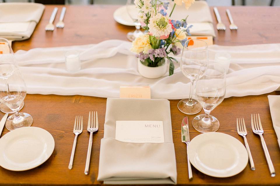 Summer Wedding Tablescape