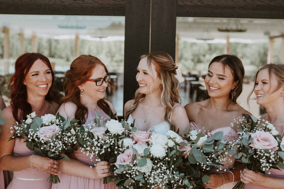 Bride & Bridesmaids