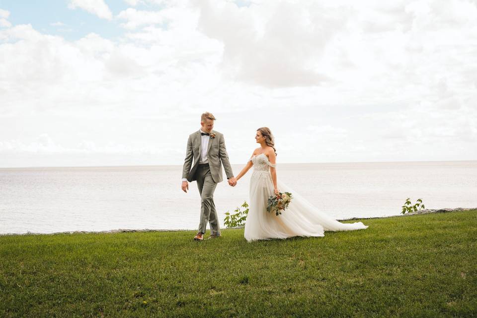 Beach Wedding in Gimli