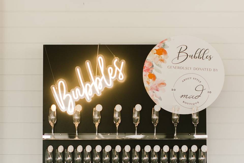 Champagne Wall & Neon Sign