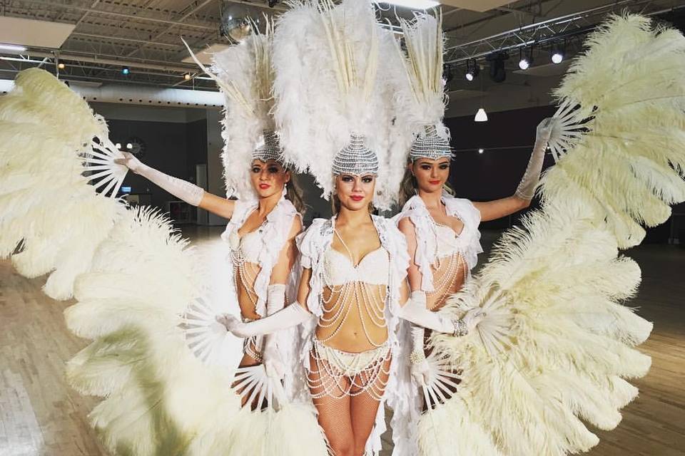 Vegas showgirls