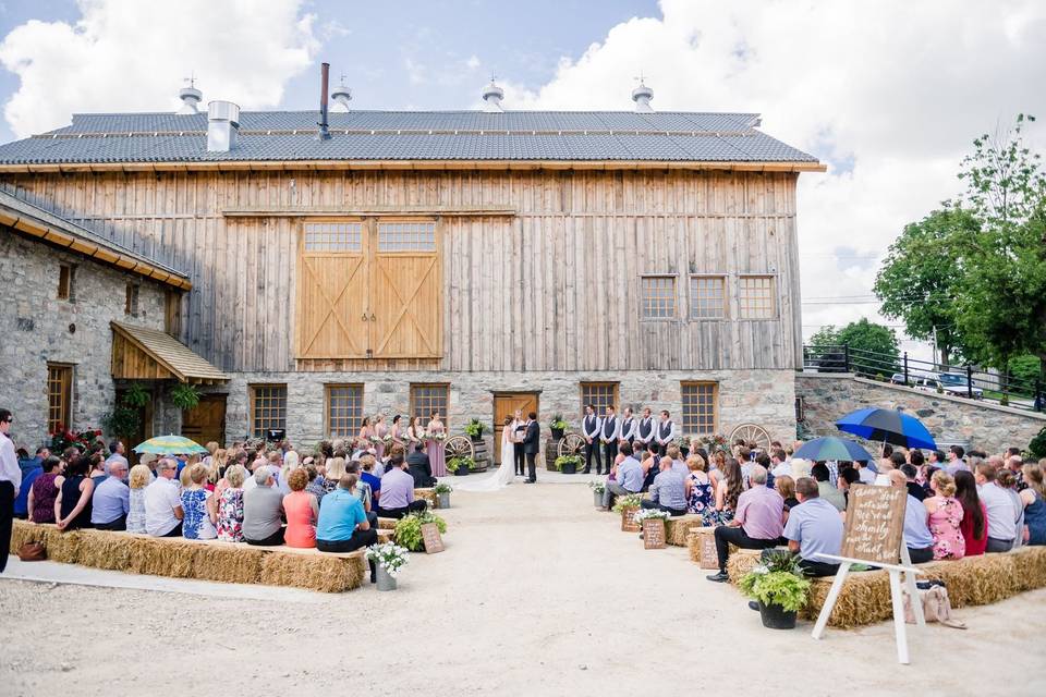 Brussels Four Winds Barn