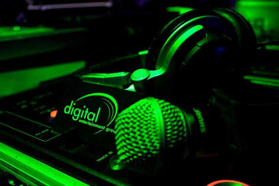 DIGITAL X ENTERTAINMENT DJ