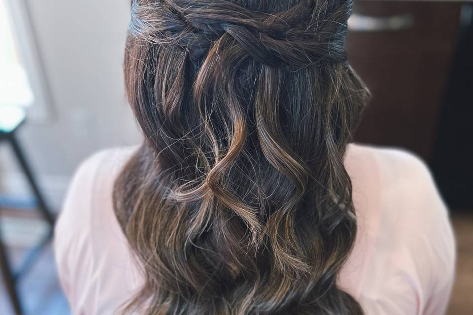 Elegant Bridal Hair Makeup