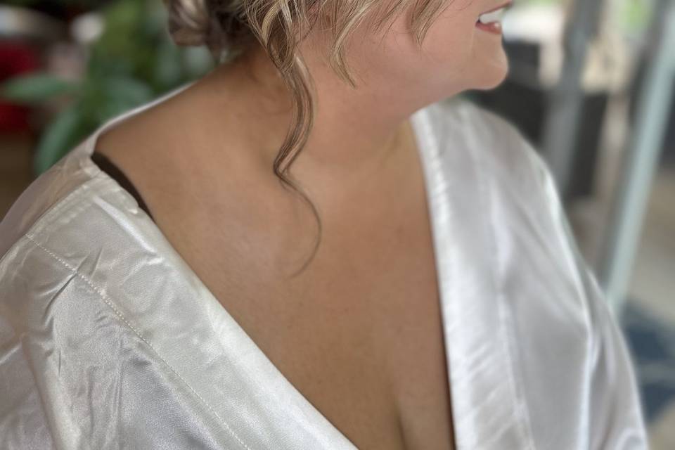 Elegant Bridal Hair Makeup