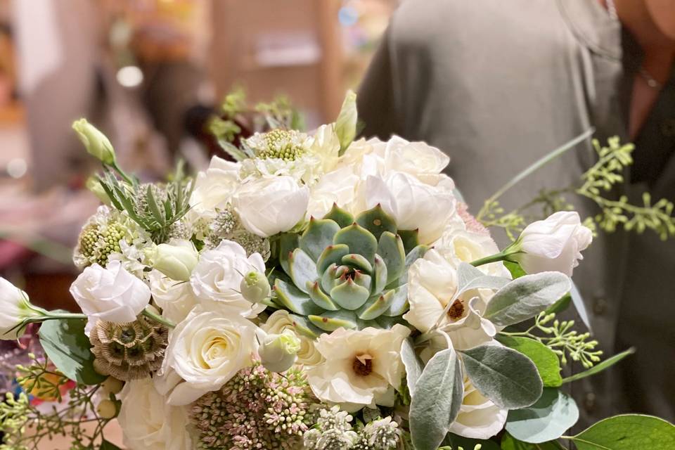 Terra wedding bouquet