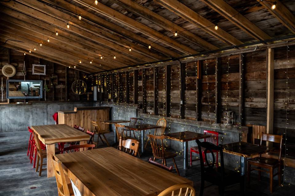 La Bodega Main saloon