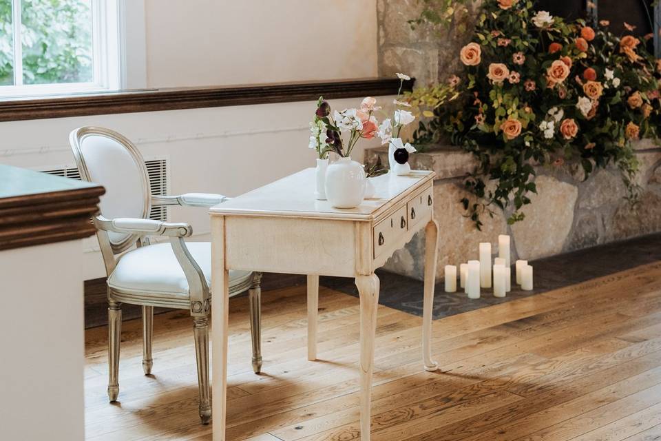 Signing Table Florals