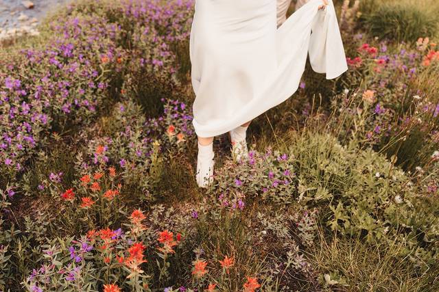Heli Elopement Wildflowers