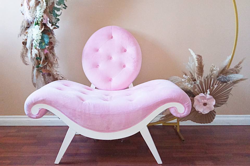 Pink chair for quinceanera