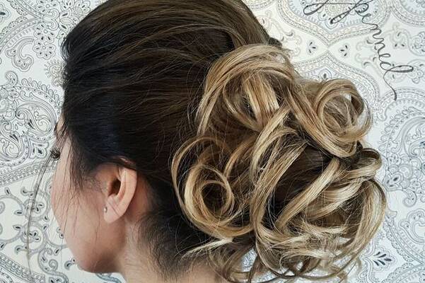 YYC Bridal Hair - Low n messy