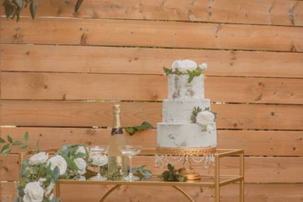 Joani Wedding Decor