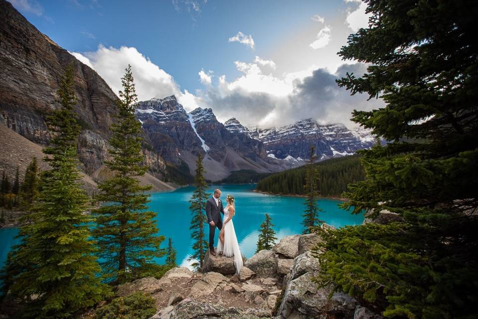 Wedding on to of Lake Louise