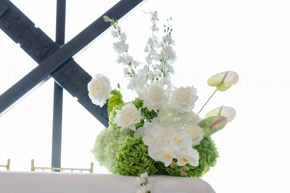 Flower arrangement