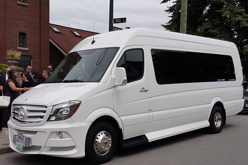 Mercedes Sprinter Limo