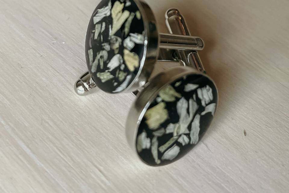 Cuff links