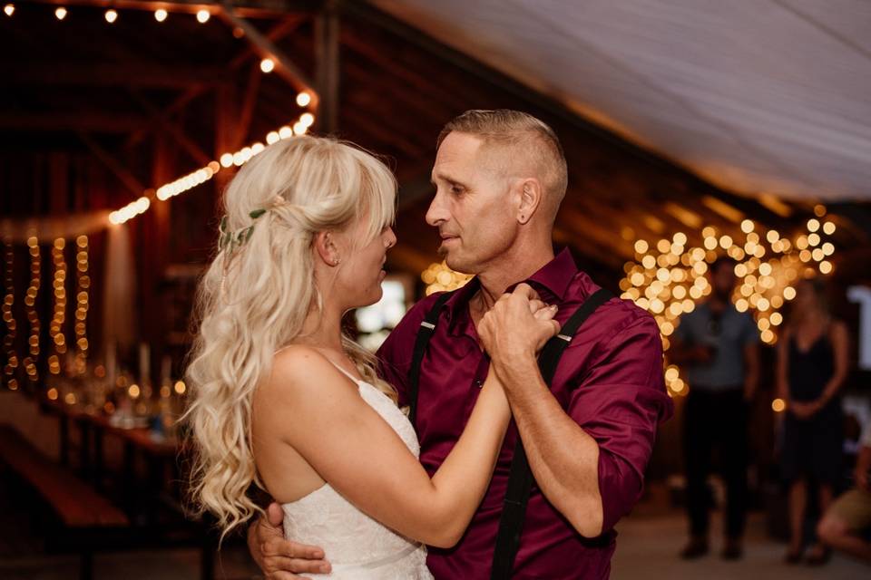 Father and daughter dance