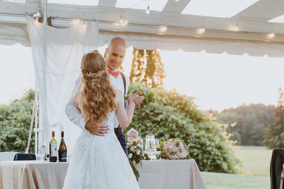 First dance in golden hour