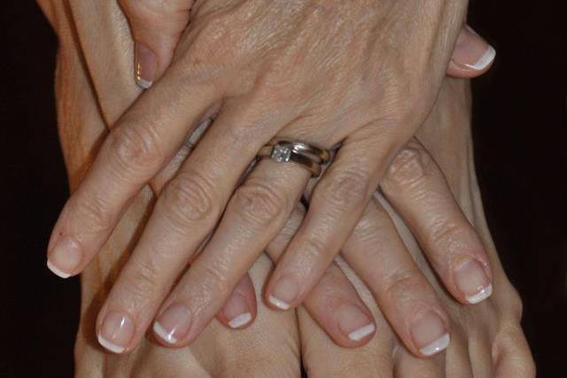 Shellac french manicure - essential french pedicure