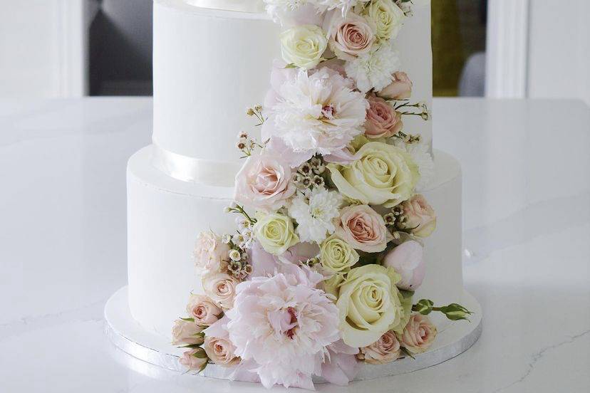 Floral cascade cake