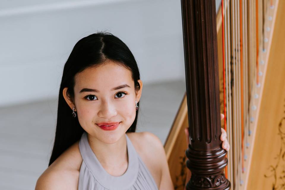 Denise Fung - Harpist