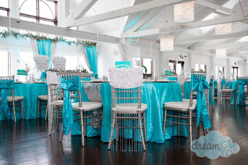 Themed event decor