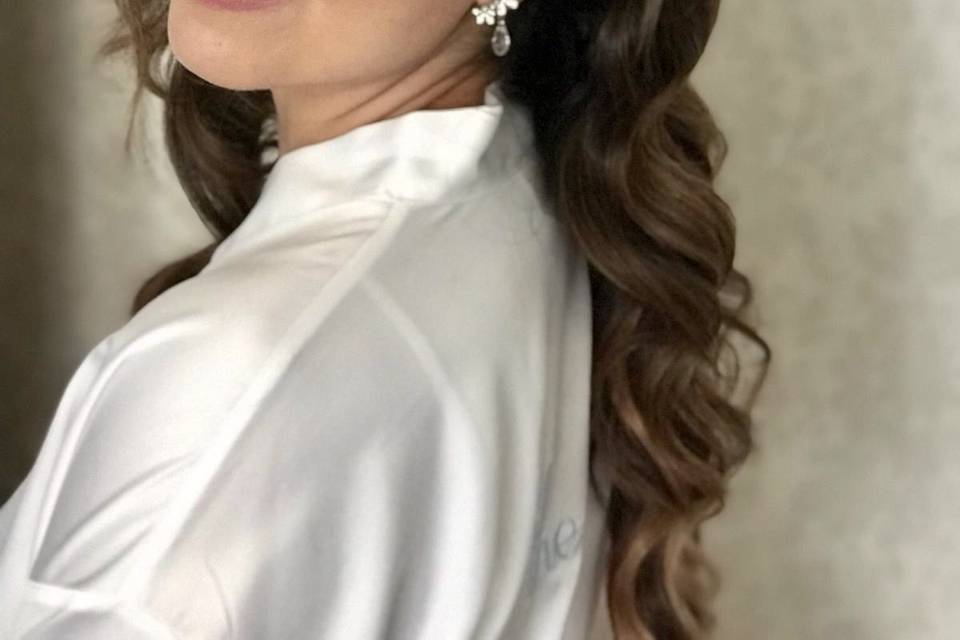 Bridal hair & airbrush makeup
