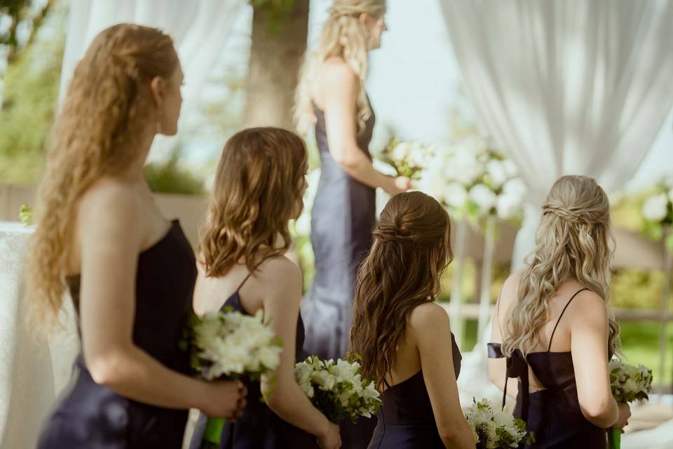 Bridesmaids ceremony