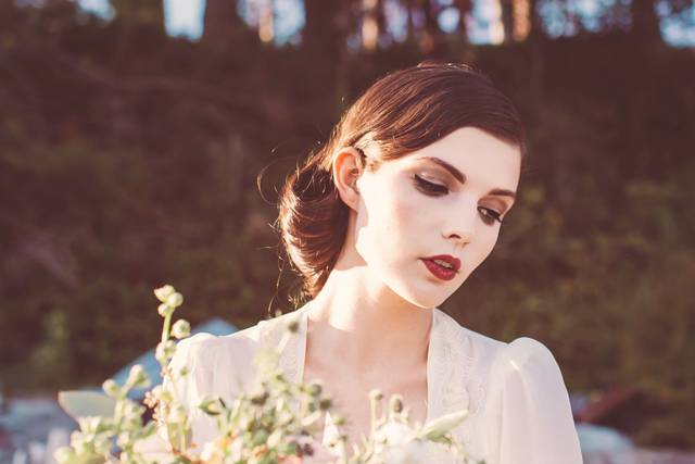 Save the Date Beauty Makeup Vancouver Weddingwire.ca