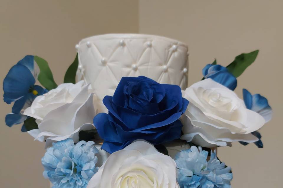 P wedding cake