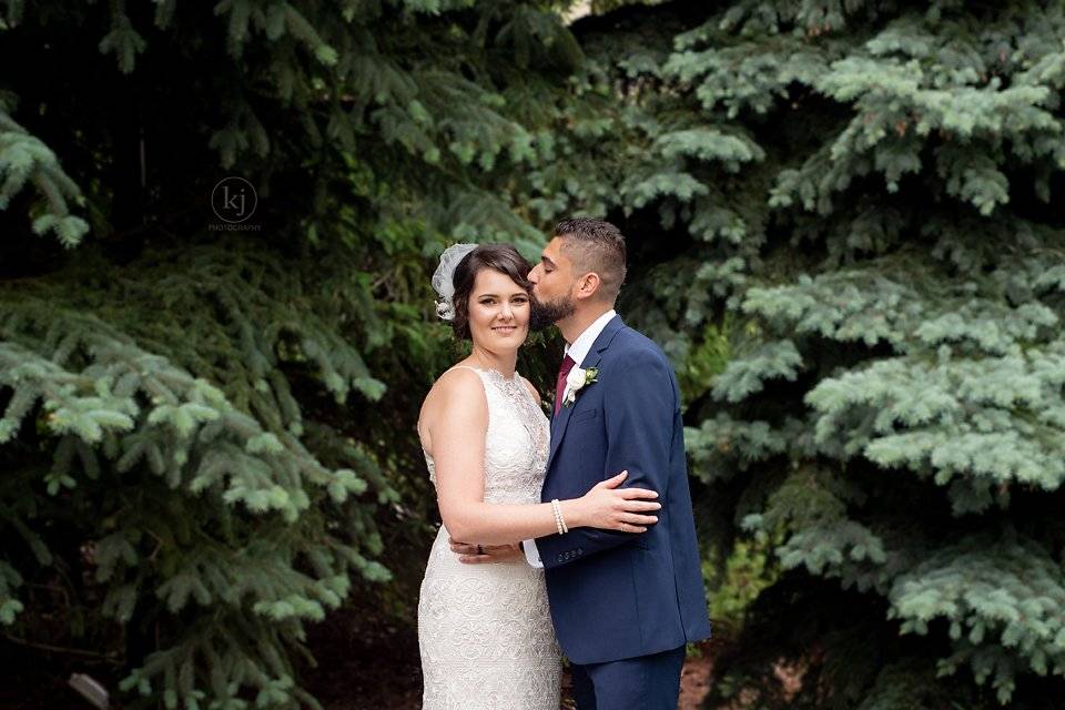 Sweet moments in the pines