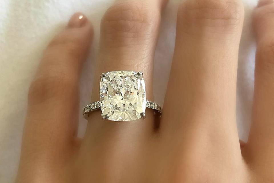 Solitaire Diamond Engagement R