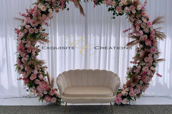 9' round flower arch