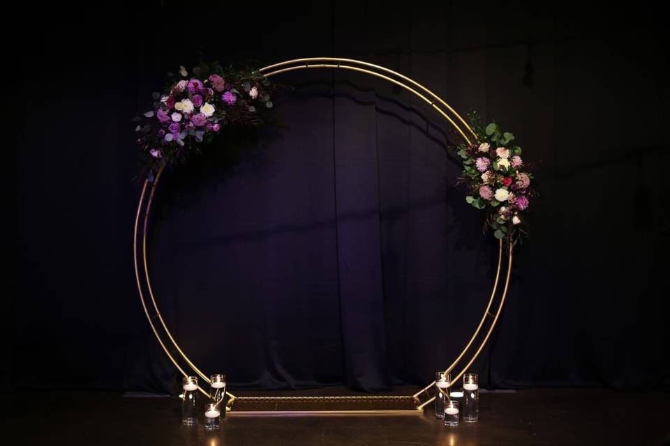 Gold Circle Arch