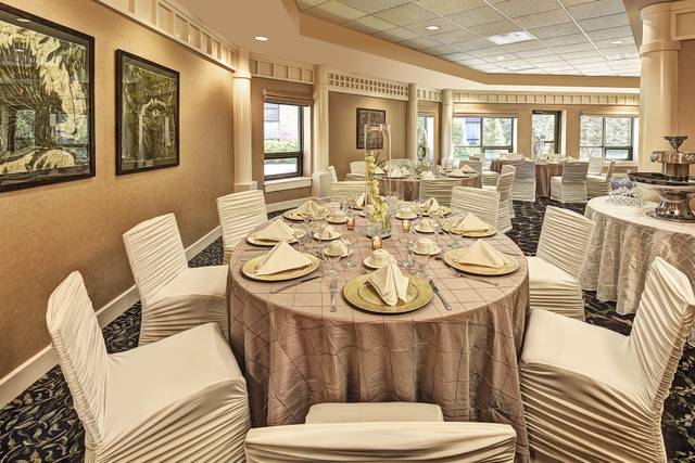 Rehearsal dinner/gift opening