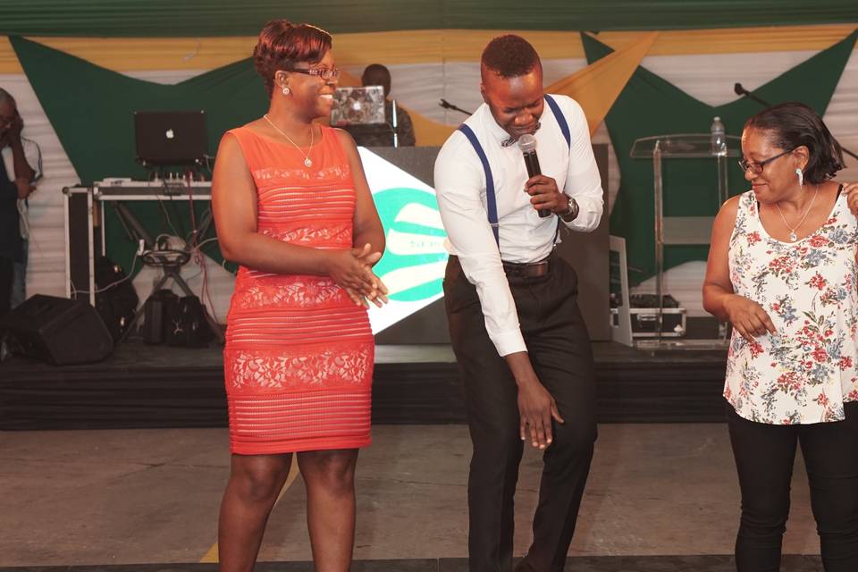 Mastergwallace - The Wedding MC/Host/Emcee