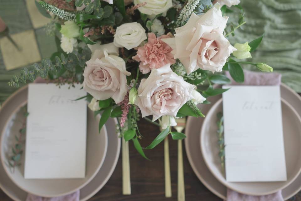 Kelowna wedding tablescape