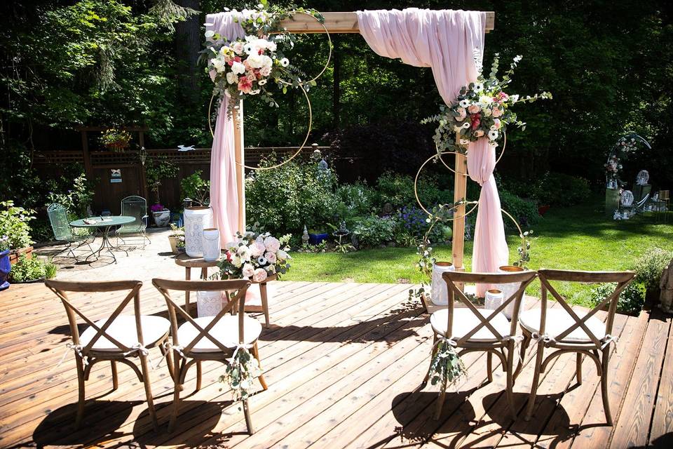 Wooden Arbour Cermony Backdrop