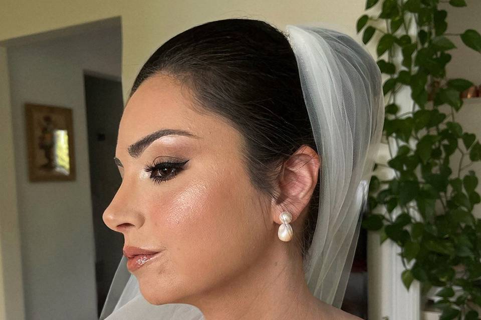 Wedding glam