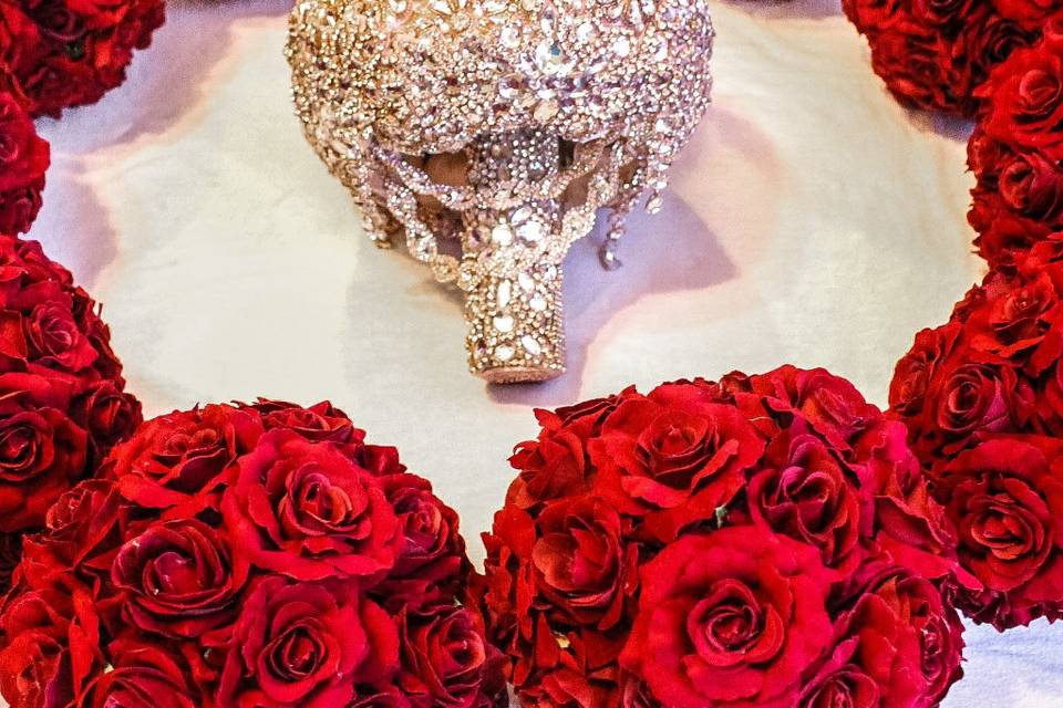 Rose gold and red