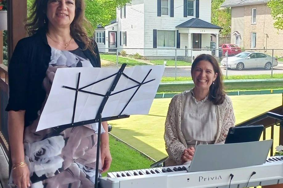 Vocal/piano duo 05/24