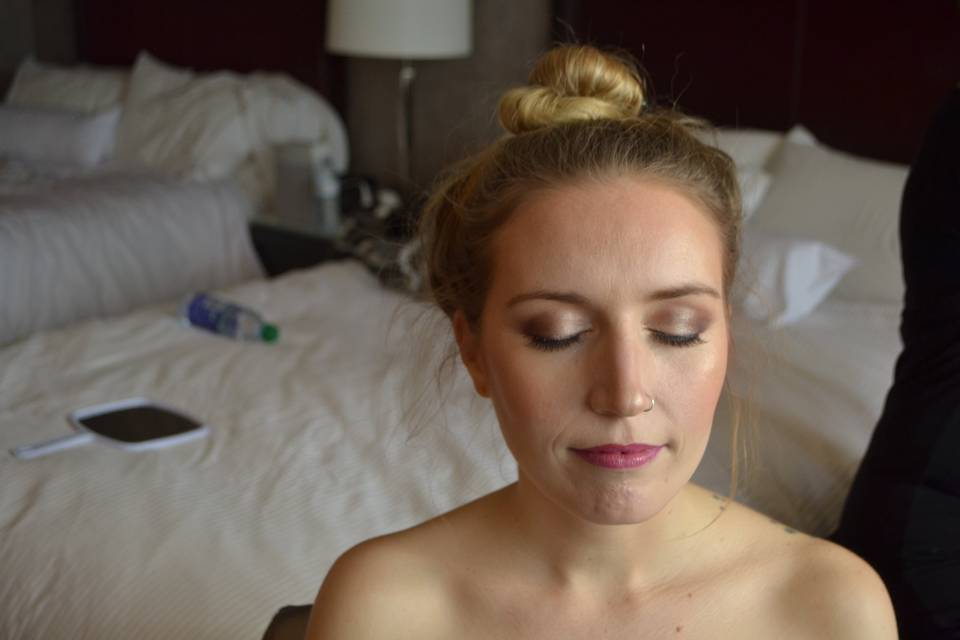 Natural bridesmaid look