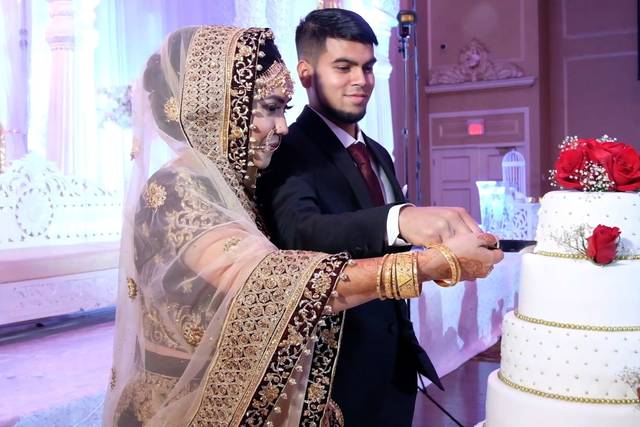 Cake cutting