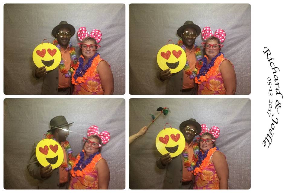 Oh Snap Photo Booth Rentals