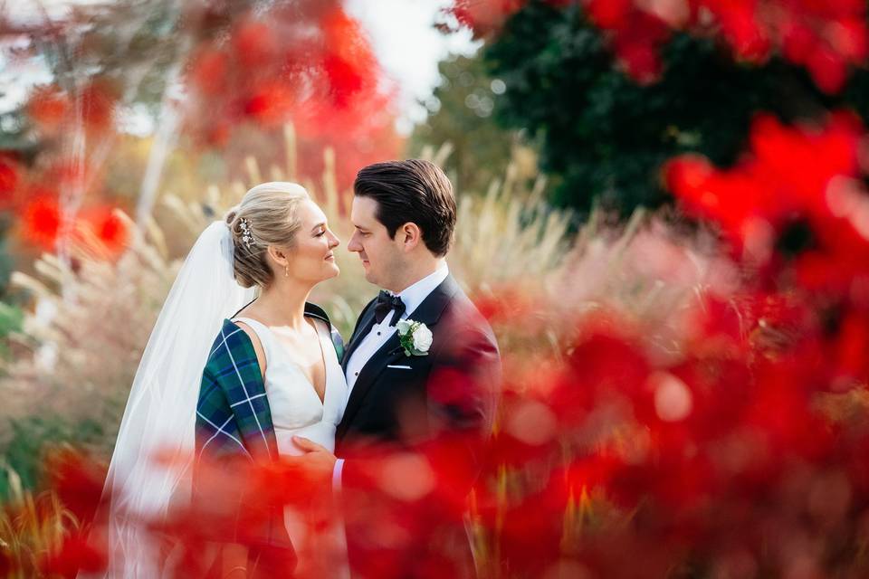 Cozy fall wedding at the ROM