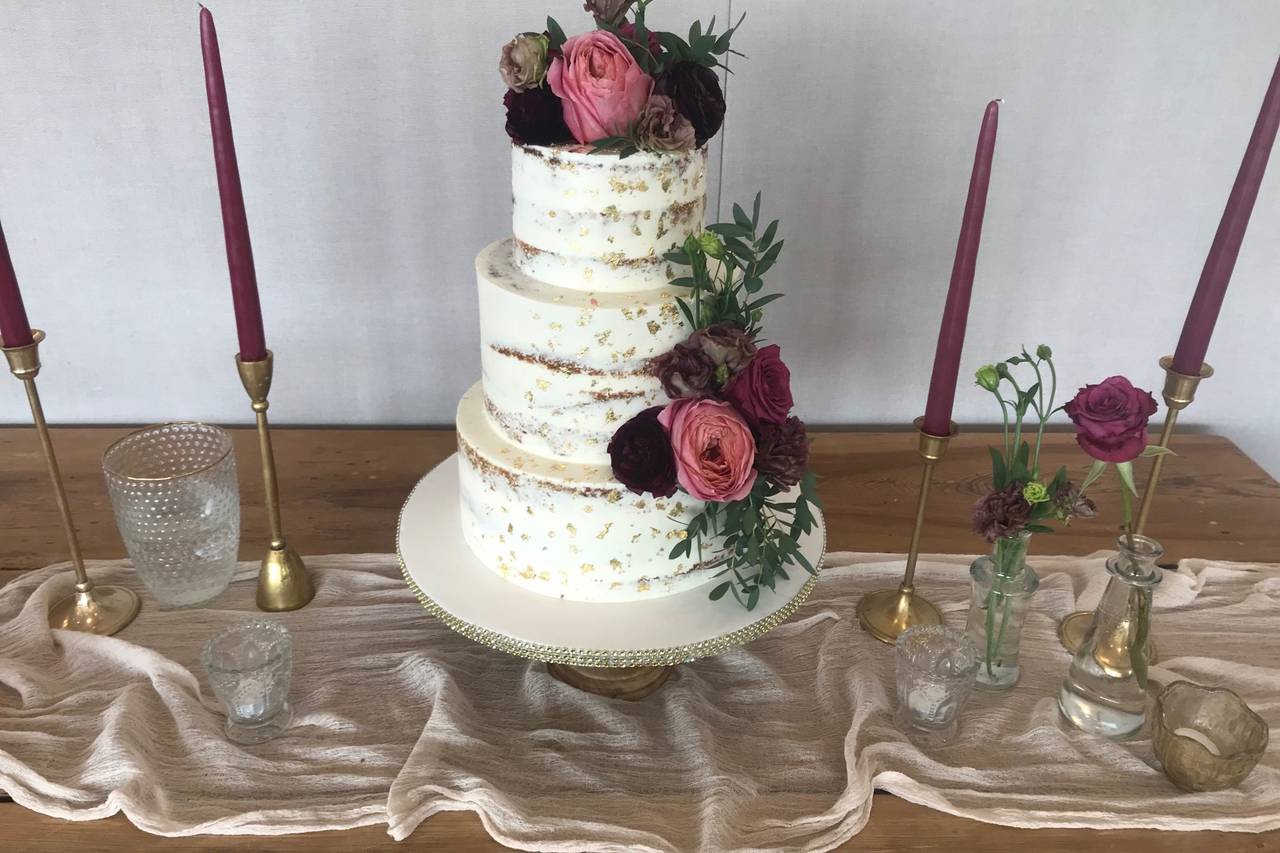 Cake Art - Ottawa Wedding Magazine