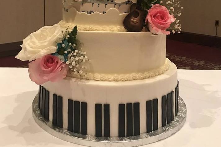 Music Icing Wedding Cake