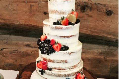 Naked Cake w/Fresh fruit