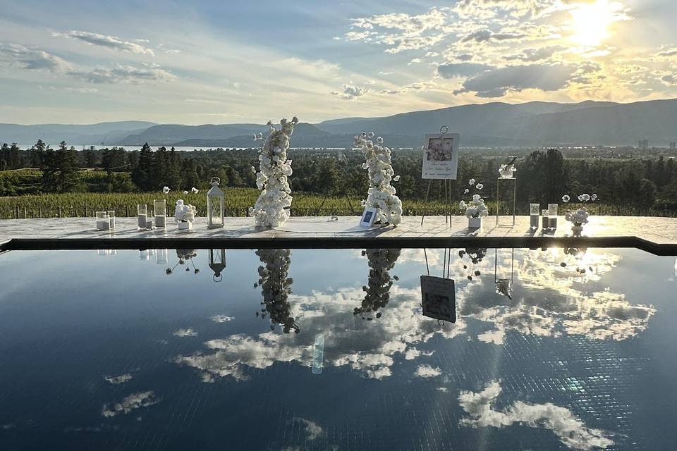 White floral pillars