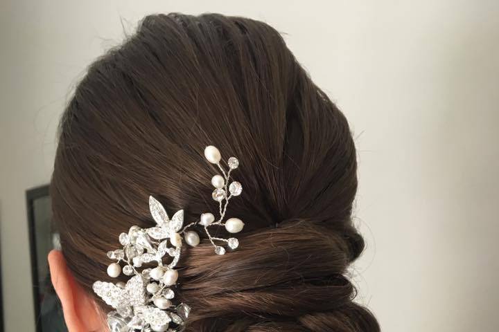 Purely Brides Mobile Hair and Makeup